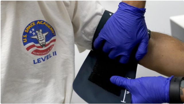 कोरोना प्रोटोकॉल खत्म करने का खामियाजा भुगत रहा चीन, अब निमोनिया ने बढ़ाई चिंता कोरोना प्रोटोकॉल खत्म करने का खामियाजा भुगत रहा चीन, अब निमोनिया ने बढ़ाई चिंता