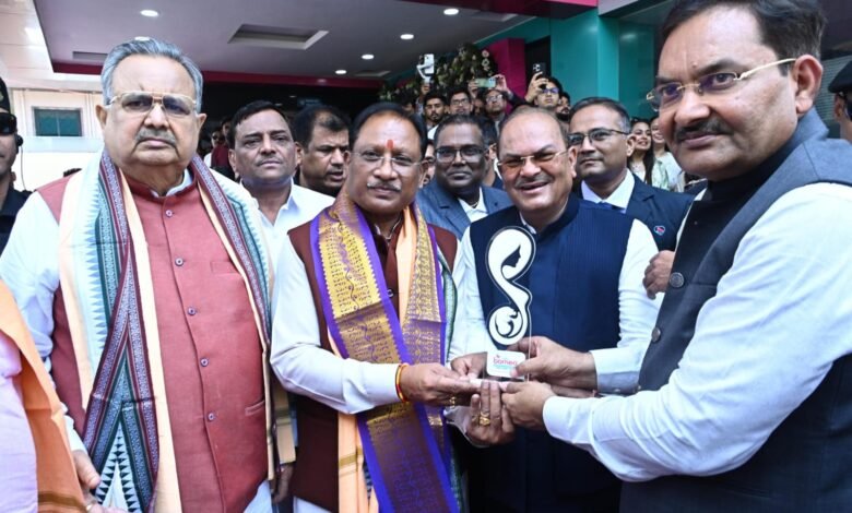 मुख्यमंत्री साय ने ‘बॉर्नियो मदर एंड चाइल्ड केयर हॉस्पिटल’ का किया शुभारंभ