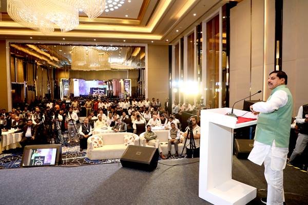 भोपाल। मुख्यमंत्री डॉ. मोहन यादव ने कहा है कि प्रधानमंत्री नरेन्द्र मोदी के नेतृत्व में उद्योगों और अन्य क्षेत्रों में तीव्र विकास हो रहा