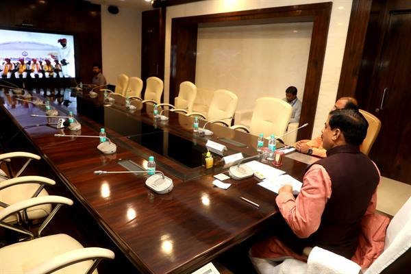 न्यूनतम शुल्क में अधिकतम उपचार सुविधाएं देना मानवता की है सच्ची सेवा : मुख्यमंत्री डॉ. यादव न्यूनतम शुल्क में अधिकतम उपचार सुविधाएं देना मानवता की है सच्ची सेवा : मुख्यमंत्री डॉ. यादव