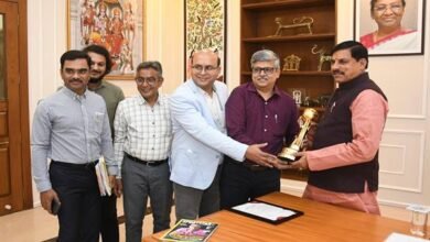 मुख्यमंत्री को बेस्ट स्टेट फॉर प्रमोशन ऑफ स्पोर्ट्स अवार्ड मुख्यमंत्री को बेस्ट स्टेट फॉर प्रमोशन ऑफ स्पोर्ट्स अवार्ड