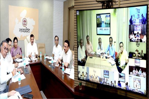 प्रदेश में शत-प्रतिशत बच्चों का स्कूल में हो नामांकन प्रदेश में शत-प्रतिशत बच्चों का स्कूल में हो नामांकन