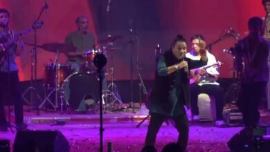 भगवा ऐप के भव्य लॉन्च पर बैंड कैलासा के साथ लाइव प्रस्तुति भगवा ऐप के भव्य लॉन्च पर बैंड कैलासा के साथ लाइव प्रस्तुति