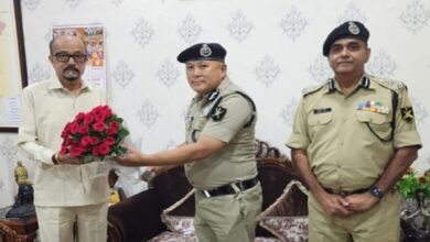 राज्यपाल डेका से सीमा सुरक्षा बल के अतिरिक्त महानिदेशक ने की भेंट राज्यपाल डेका से सीमा सुरक्षा बल के अतिरिक्त महानिदेशक ने की भेंट