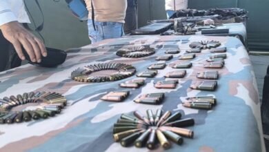 शोपियां मुठभेड़ के बाद भारी मात्रा में हथियार बरामद