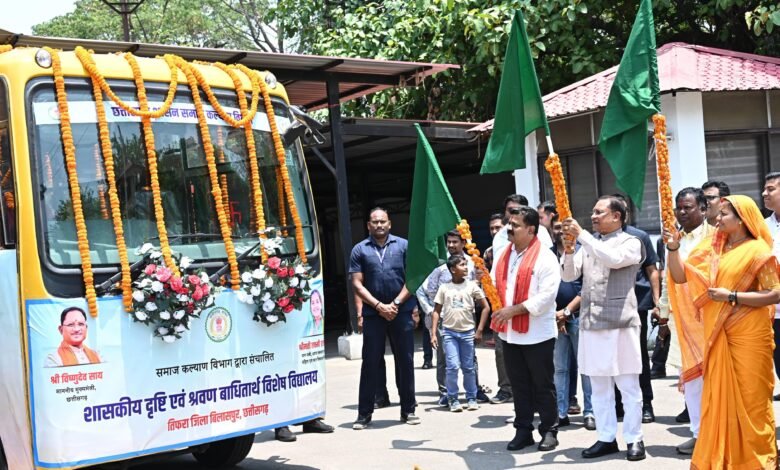 दृष्टि एवं श्रवण बाधित बच्चों के लिए शिक्षा का सफर अब होगा आसान : मुख्यमंत्री