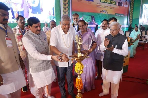 कृषि विकास से ही आयेगी देश में समृद्धि, मप्र की तर्ज पर हर राज्य में हों कृषि उद्योग समागम : उप राष्ट्रपति