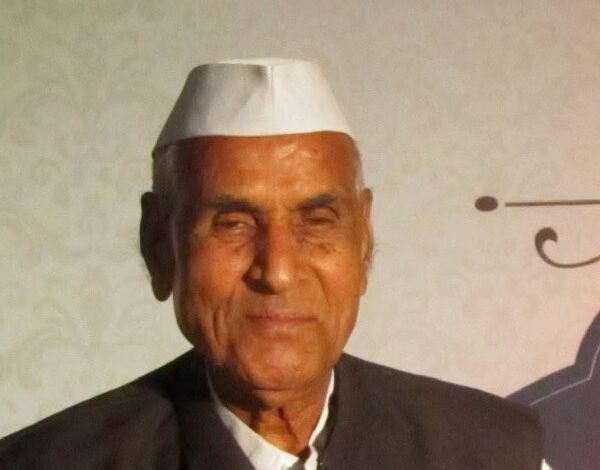 सांसद बृजमोहन अग्रवाल के पिता का निधन, 96 वर्ष में ली अंतिम सांस, कल होगा अंतिम संस्कार सांसद बृजमोहन अग्रवाल के पिता का निधन, 96 वर्ष में ली अंतिम सांस, कल होगा अंतिम संस्कार