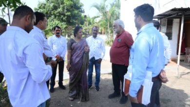 महापौर पहुंची कैपिटल सिटी फेस -2 सड्डू, 2 दिनों में पेयजल समस्या का निदान करने के निर्देश