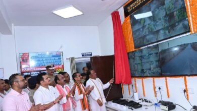 CM ने किया मुंगेली में पुलिस कंट्रोल रूम का किया लोकार्पण, 62 हाई-टेक कैमरों से होगी चौबीसों घंटे निगरानी CM ने किया मुंगेली में पुलिस कंट्रोल रूम का किया लोकार्पण, 62 हाई-टेक कैमरों से होगी चौबीसों घंटे निगरानी