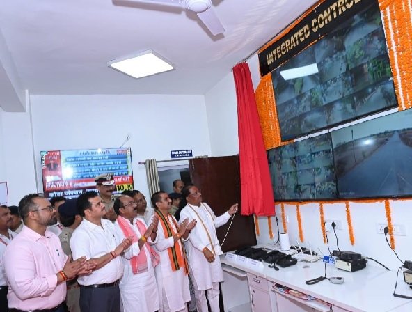 CM ने किया मुंगेली में पुलिस कंट्रोल रूम का किया लोकार्पण, 62 हाई-टेक कैमरों से होगी चौबीसों घंटे निगरानी