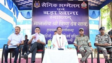 सीएम साय ने CRPF जवानों का बढ़ाया हौसला