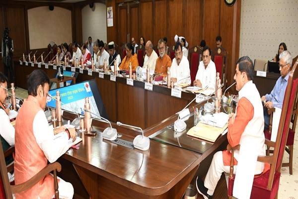 कैबिनेट फैसला : 20 हजार 600 सुदूर बसाहटों को मुख्य मार्ग से जोड़ने 21 हजार 630 करोड़ रूपये की सैद्धांतिक स्वीकृति