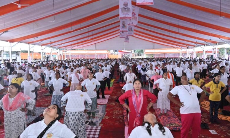 प्रधानमंत्री श्री नरेन्द्र मोदी ने विश्व स्तर पर योग को दिलाई पहचान