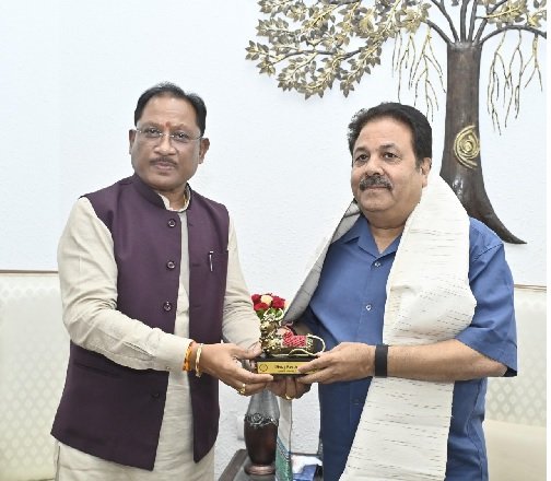 मुख्यमंत्री साय से बीसीसीआई उपाध्यक्ष राजीव शुक्ला ने की मुलाकात