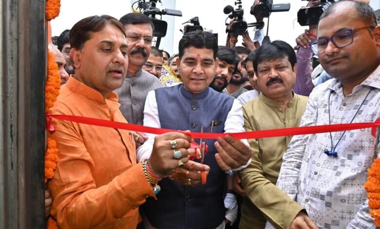 रजत जयंती वर्ष में सांस्कृतिक चेतना को नई उड़ान: ‘श्री रामलला दर्शन योजना’ अंतर्गत रायपुर से विशेष ट्रेन हुई रवाना