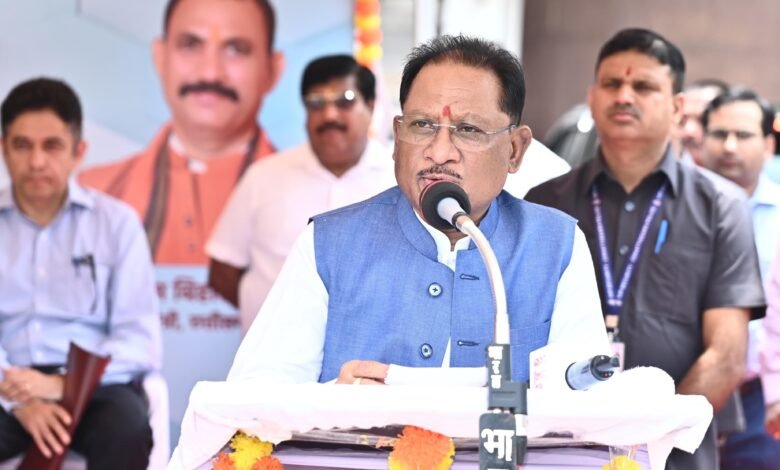 छत्तीसगढ़ की स्वास्थ्य व्यवस्था को सशक्त और सुलभ बनाने की दिशा में जुड़ा नया अध्याय : मुख्यमंत्री ने मैदानी स्वास्थ्य अमले के लिए 151 नए वाहनों को दिखाई हरी झंडी