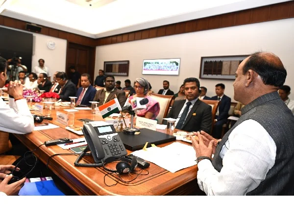 Neighbourhood First’ नीति और ‘Vision SAGAR’ में भारत का अहम भागीदार है श्रीलंका: ओम बिरला