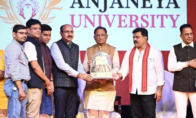 मुख्यमंत्री श्री विष्णु देव साय ‘ज्ञान धारा – शिक्षा संवाद’ कार्यक्रम में हुए शामिल