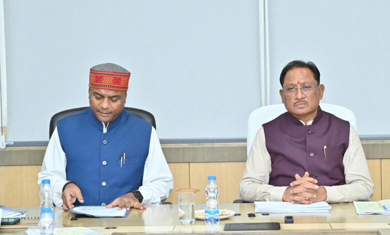 निर्माणाधीन सिंचाई परियोजनाओं को प्राथमिकता से पूर्ण करने मुख्यमंत्री श्री विष्णुदेव साय ने दिए निर्देश