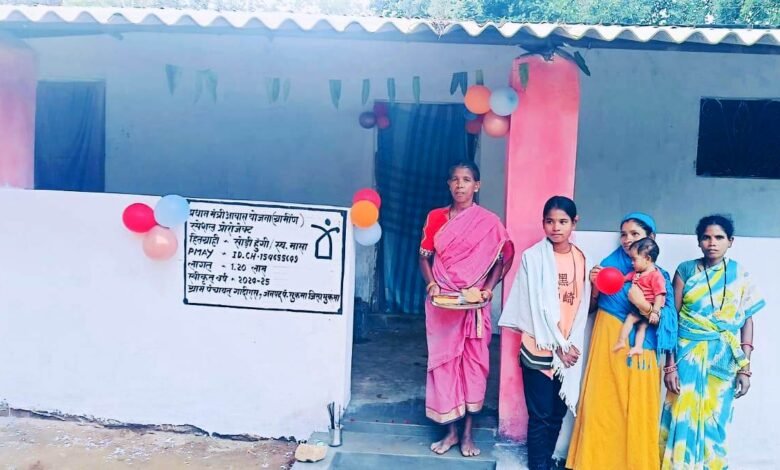 नक्सल पीड़ित परिवारों और आत्मसमर्पित नक्सलियों के लिए बन रहे तीन हजार पीएम आवास