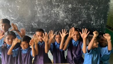 खरगा की पूनम की मुस्कान में झलकता सुनहरे भविष्य का सपना