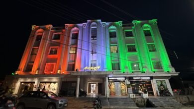 शैलेंद्र नगर में हर घर तिरंगा अभियान: तिरंगे के सुनहरे रंगों से जगमगाए घर