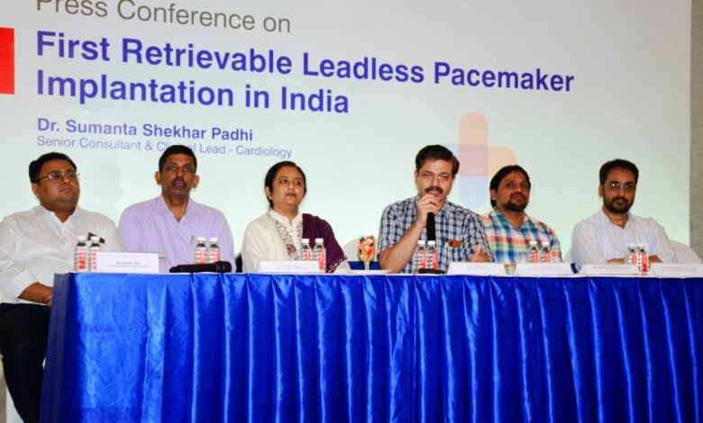 14 वर्षीय बालक पर एमएमआई नारायणा अस्पताल, रायपुर में भारत का पहला रिट्रीवेबल लीडलेस पेसमेकर इम्प्लांटेशन सफल 14 वर्षीय बालक पर एमएमआई नारायणा अस्पताल, रायपुर में भारत का पहला रिट्रीवेबल लीडलेस पेसमेकर इम्प्लांटेशन सफल
