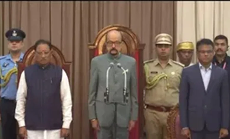 राजभवन में तीन नए विधायकों को मंत्री पद की शपथ, सीएम भी शामिल