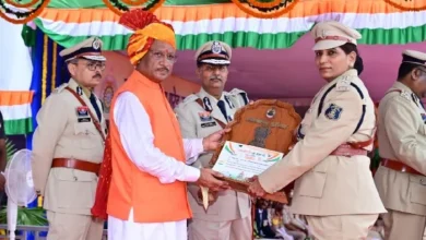 स्वतंत्रता दिवस समारोह: मुख्यमंत्री ने 35 पुलिस अधिकारियों एवं जवानों को पुलिस पदकों से किया सम्मानित