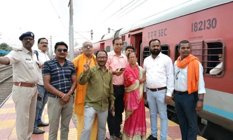 बिल्हा, हथबंद, देवबलोदा चरौदा स्टेशनों में एक्सप्रेस ट्रेनों के ठहराव, यात्रियों में खुशी की लहर