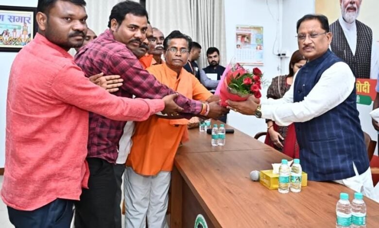 वंचित वर्ग के उत्थान और जनसुविधाओं के विस्तार के लिए सरकार निरंतर प्रतिबद्ध – मुख्यमंत्री विष्णु देव साय वंचित वर्ग के उत्थान और जनसुविधाओं के विस्तार के लिए सरकार निरंतर प्रतिबद्ध – मुख्यमंत्री विष्णु देव साय