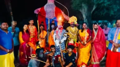 जहाँ कभी गूंजती थी बंदूकों की आवाज़, अब सुनाई देती है ढोल-नगाड़ों और आरती की गूँज