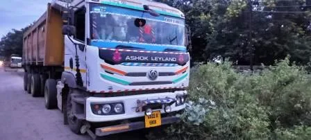 मुरूम का क्षमता से अधिक मात्रा में परिवहन पर कार्रवाई, 4 हाइवा वाहन जब्त