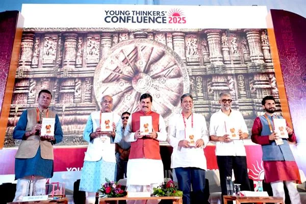 युवाओं ने हमारे देश का नाम गौरवांवित किया : मुख्यमंत्री डॉ यादव युवाओं ने हमारे देश का नाम गौरवांवित किया : मुख्यमंत्री डॉ यादव