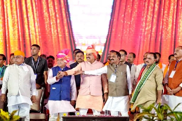 बहनों के कल्याण और उनके चेहरे पर मुस्कान लाने के लिए प्रतिबद्ध है राज्य सरकार: मुख्यमंत्री यादव