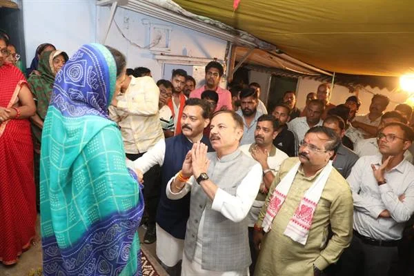 मुख्यमंत्री के सख्त निर्देश, दोनों आरोपी गिरफ्तार, टीआई और आरक्षक को किया लाइन अटैच