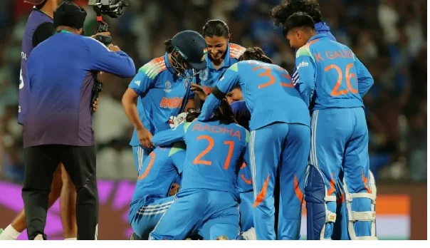 भारत की बेटियों ने रचा नया इतिहास, महिला क्रिकेट टीम विश्वकप के फाइनल में पहुँची