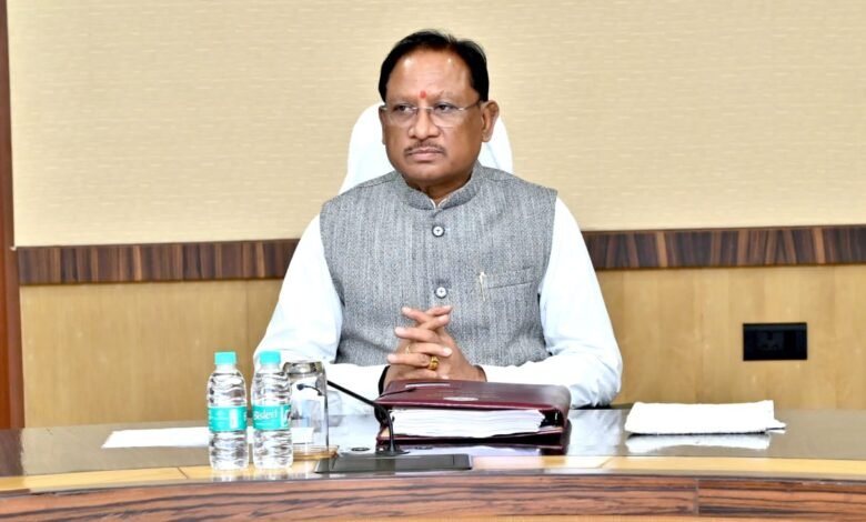 मुख्यमंत्री श्री विष्णु देव साय की अध्यक्षता में आज यहां मंत्रालय महानदी भवन में आयोजित कैबिनेट की बैठक में राज्य के किसानों से खरीफ विपणन वर्ष 2025-26 में समर्थन मूल्य पर धान खरीदी के संबंध में महत्वपूर्ण निर्णय लिया गया। मुख्यमंत्री श्री विष्णु देव साय की अध्यक्षता में आज यहां मंत्रालय महानदी भवन में आयोजित कैबिनेट की बैठक में राज्य के किसानों से खरीफ विपणन वर्ष 2025-26 में समर्थन मूल्य पर धान खरीदी के संबंध में महत्वपूर्ण निर्णय लिया गया।