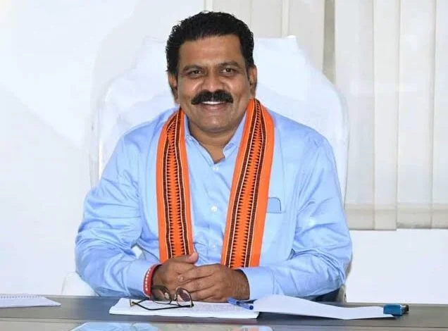 डिप्टी सीएम शर्मा की पहल पर दुल्लापुर-नेवारीगुड़ा-कान्हाभैरा मार्ग निर्माण को मंजूरी