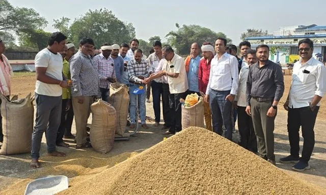 छत्तीसगढ़ में धान खरीदी प्रारंभ