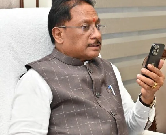 ट्रेन दुर्घटना : CM ने कलेक्टर से बात कर दुर्घटना की ली जानकारी, प्रभावित परिवारों को हरसंभव सहयोग प्रदान करने दिए निर्देश