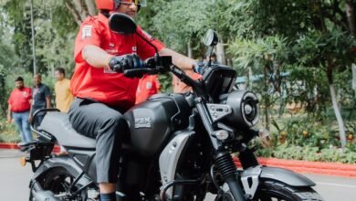 मुख्यमंत्री श्री विष्णुदेव साय ने स्वयं बाइक चलाकर युवाओं को दिया सुरक्षित ड्राइविंग का संदेश