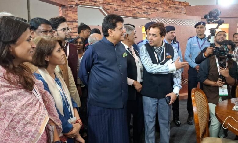 धान खरीदी में सुगमता हेतु ‘तुहर टोकन मोबाइल एप’ प्रारंभ — किसानों को मिलेगी घर बैठे टोकन सुविधा, समितियों में लंबी कतारों से मिलेगी मुक्ति धान खरीदी में सुगमता हेतु ‘तुहर टोकन मोबाइल एप’ प्रारंभ — किसानों को मिलेगी घर बैठे टोकन सुविधा, समितियों में लंबी कतारों से मिलेगी मुक्ति