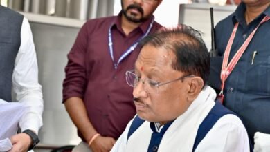 जनदर्शन: मुख्यमंत्री विष्णु देव साय ने आमजन की समस्याएँ सुनीं, मौके पर दिए त्वरित समाधान