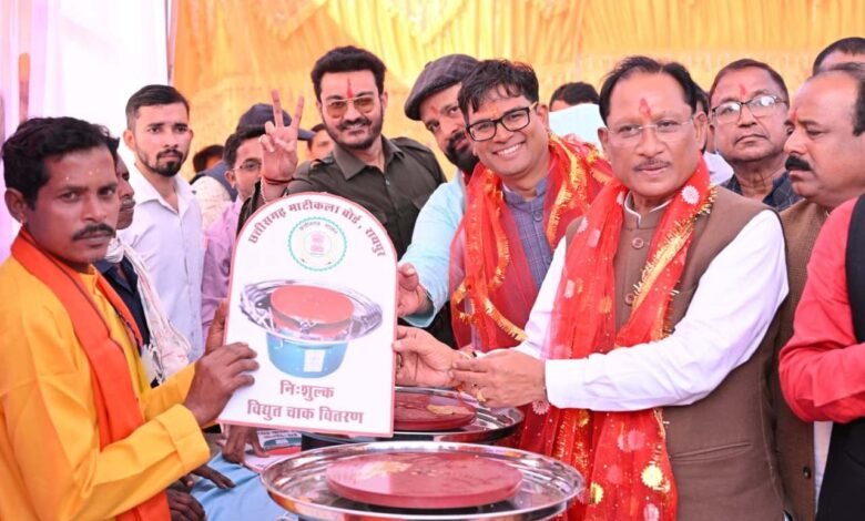 जशपुर जिले में शिल्पकारों के लिए स्थापित होगा ग्लेज़िंग यूनिट: मुख्यमंत्री श्री विष्णु देव साय