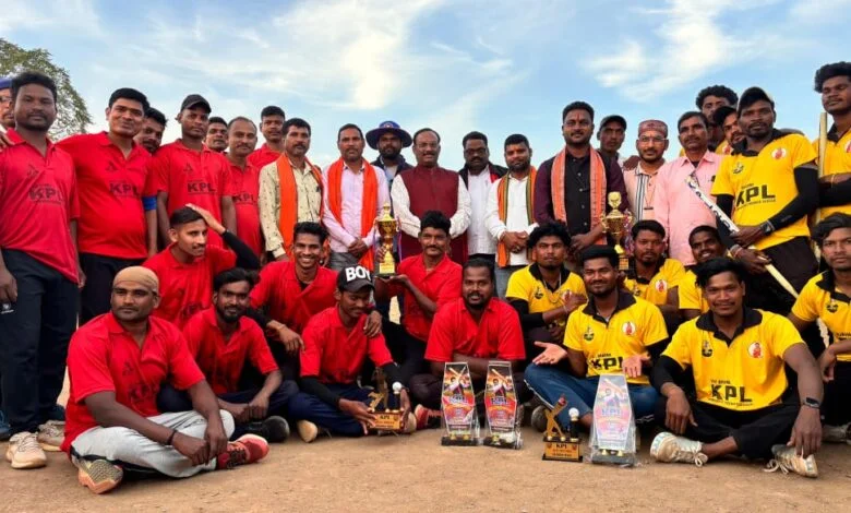 विजय शर्मा केपीएल के मैदान में गूंजा बल्ले का तूफान, खिलाड़ियों ने जड़े शतक