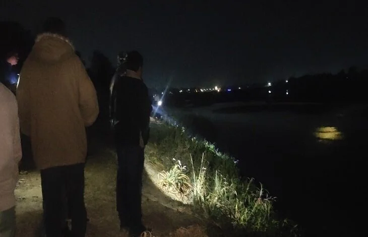 घाट के पास से तीन बच्चे लापता, साइकिल, कपड़ा और चप्पल बरामद