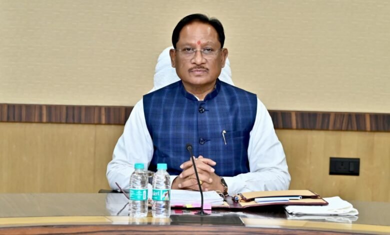 मुख्यमंत्री श्री विष्णु देव साय की अध्यक्षता में आज यहां मंत्रालय महानदी भवन में आयोजित कैबिनेट की बैठक में राज्य के घरेलू विद्युत उपभोक्ताओं को बिजली बिल में रियायत देने के साथ ही अन्य महत्वपूर्ण निर्णय लिए गए –