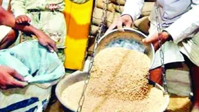 सख्त कार्यवाही : राशन वितरण में गड़बड़ी बर्दाश्त नहीं, दो दुकानों का संचालन समाप्त, एक पर अर्थदंड सख्त कार्यवाही : राशन वितरण में गड़बड़ी बर्दाश्त नहीं, दो दुकानों का संचालन समाप्त, एक पर अर्थदंड